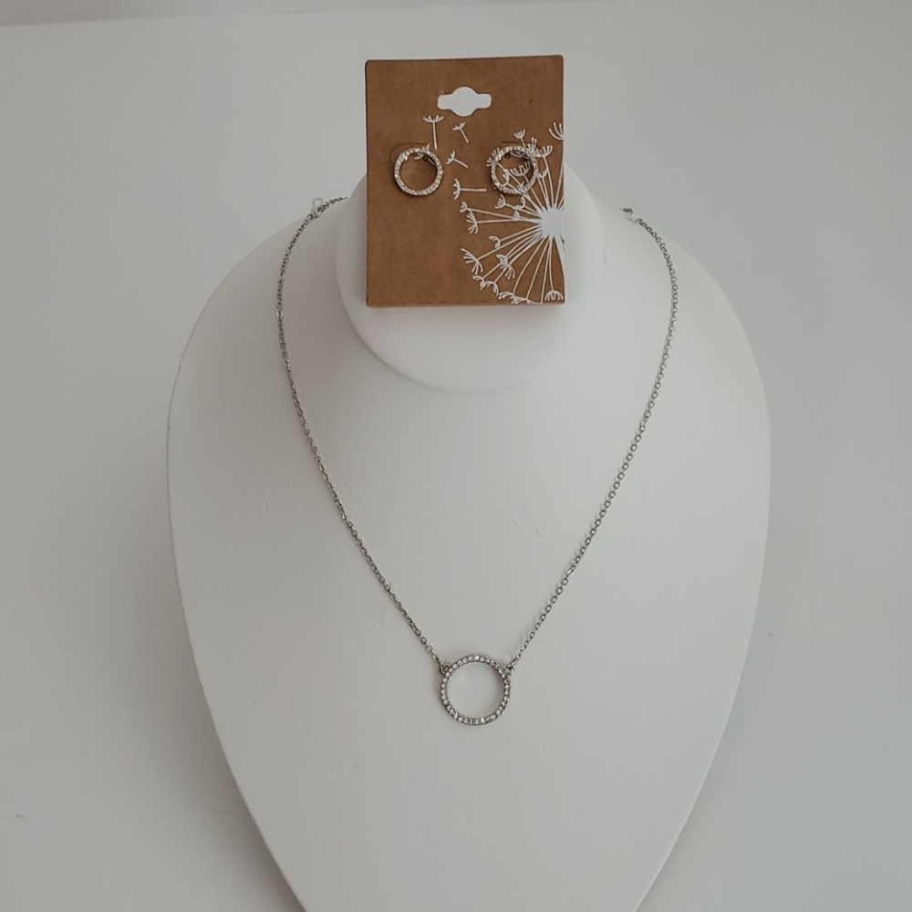 Necklace & Earring Round Gemstone Set